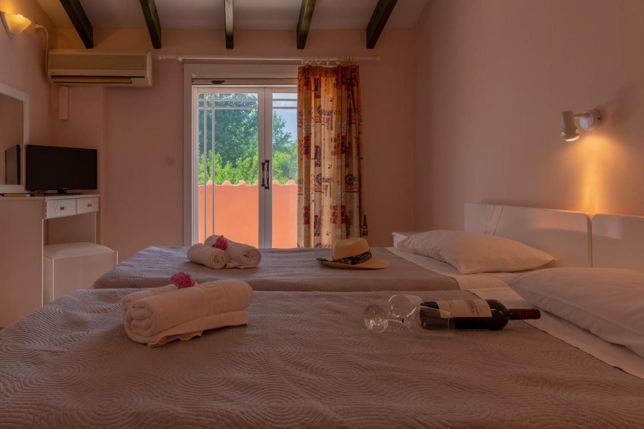 Aparthotel Andreas House à Dassia  Extérieur photo